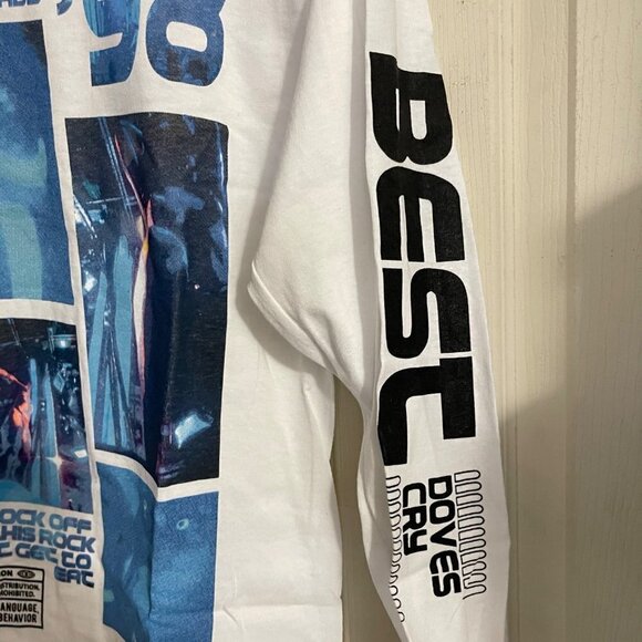 Breezy Excursion Mens NWOT White Best Doves Cry Graphic Long Sleeve Shirt Small - Picture 6 of 8